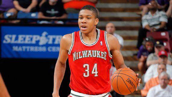 开云体育app入口-【人物】字母哥八年进化史：从瘦弱菜鸟到联盟霸主