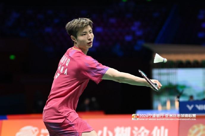 开云体育app下载入口-石宇奇2-0击败李佳豪晋级亚锦赛16强，后者遭遇跨赛季13连败